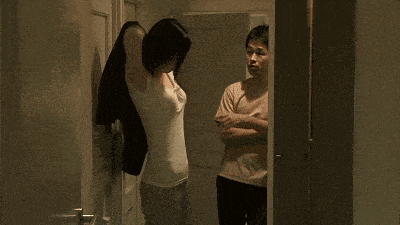 gif丨告诉你,没事别爱凑热闹
