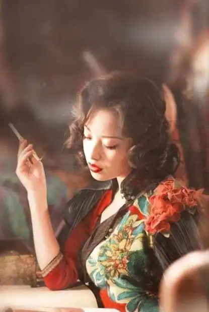 赵玉墨
